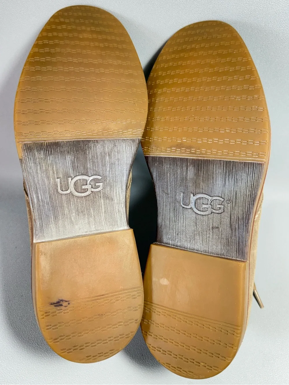 UGG Lungarno Taupe Suede Chukka Boots
